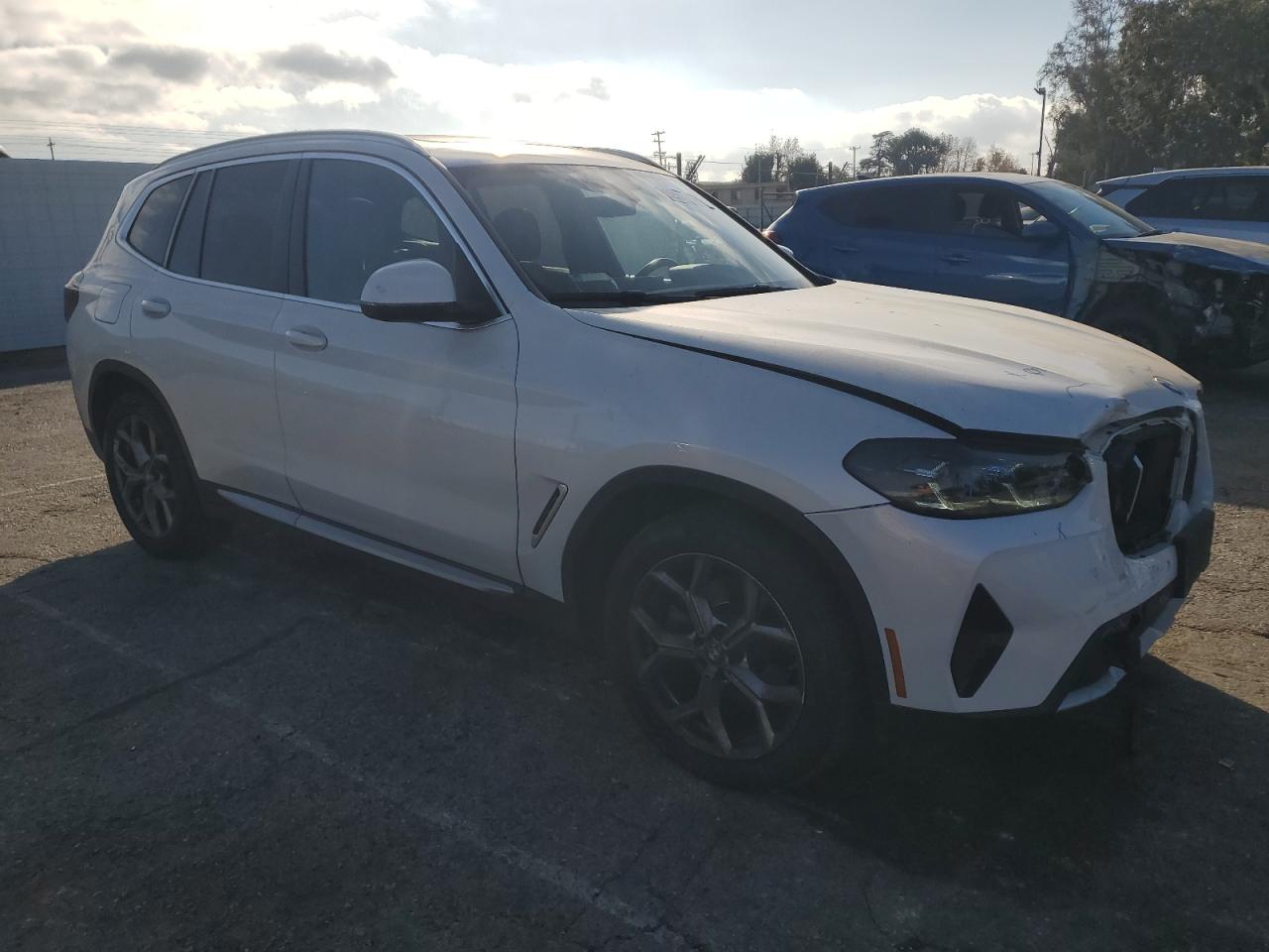 2022 BMW X3 - Image 4