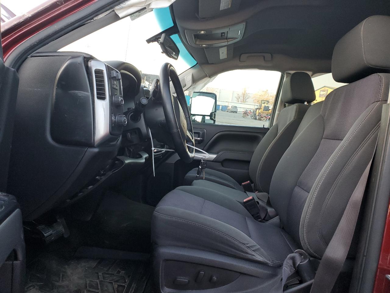 2017 Chevrolet Silverado - Image 7