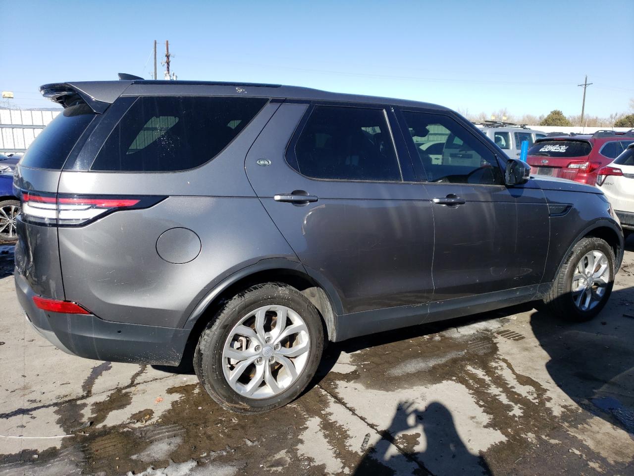 2019 Land Rover Discovery - Image 3