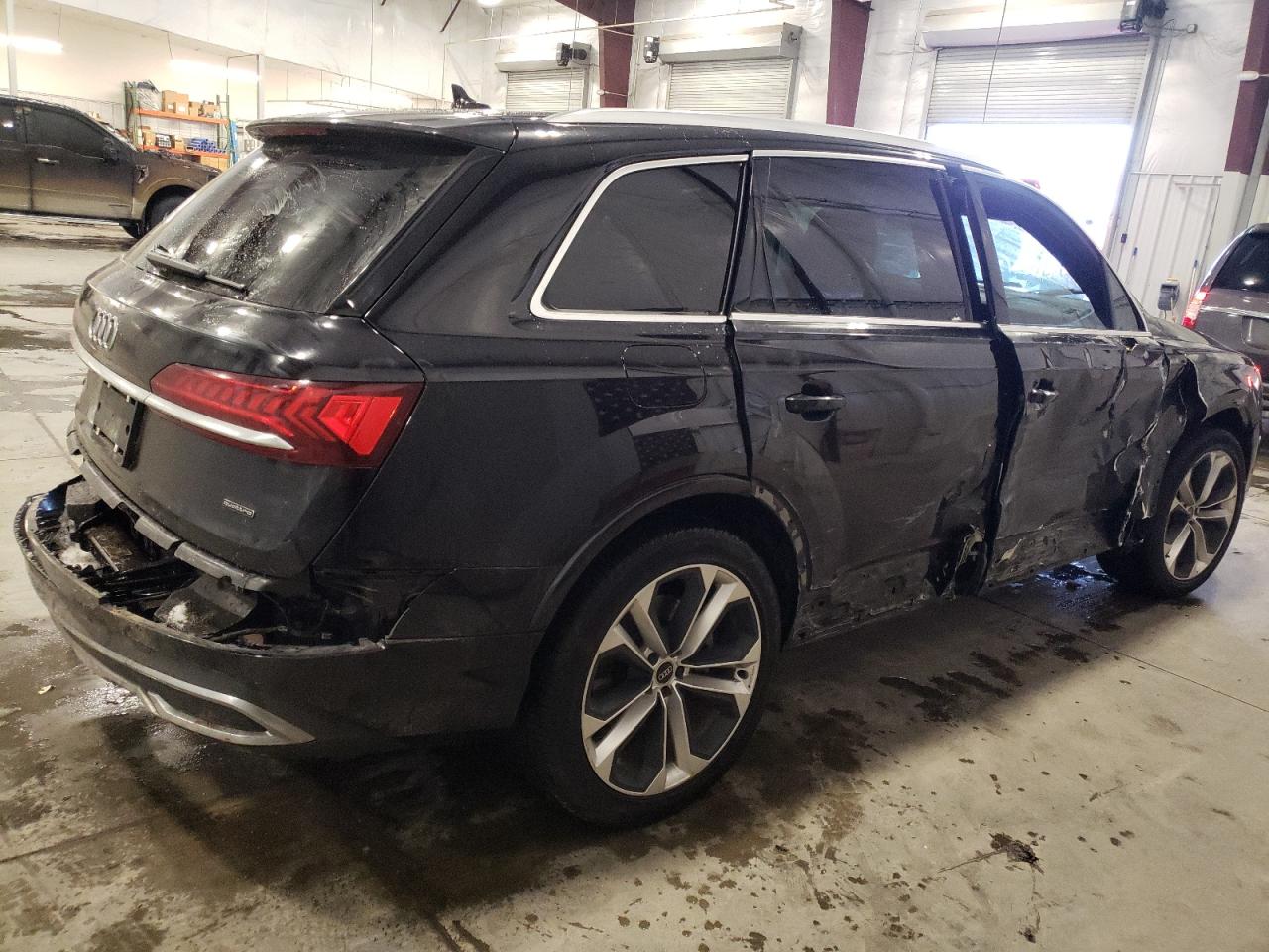 2021 Audi Q7 - Image 3