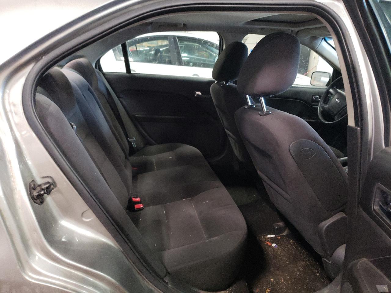 2009 Ford Fusion - Image 10