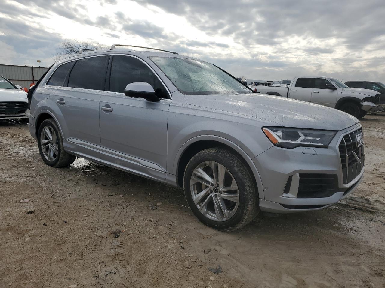 2021 Audi Q7 - Image 4