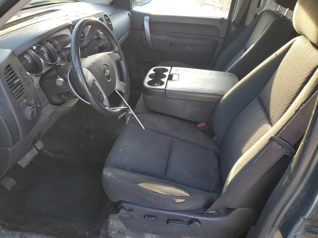 2012 Chevrolet Silverado - Image 7