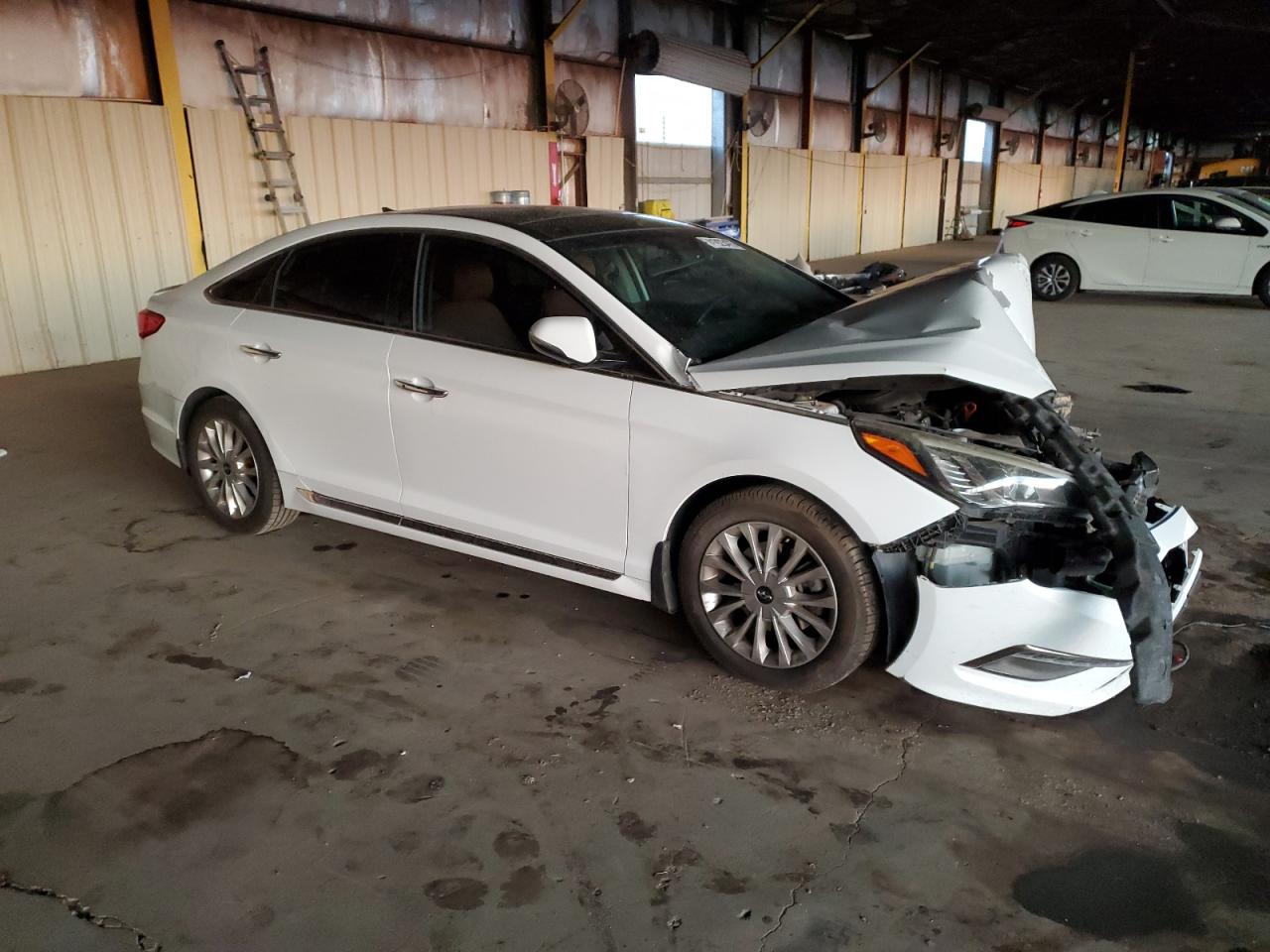2015 Hyundai Sonata - Image 4