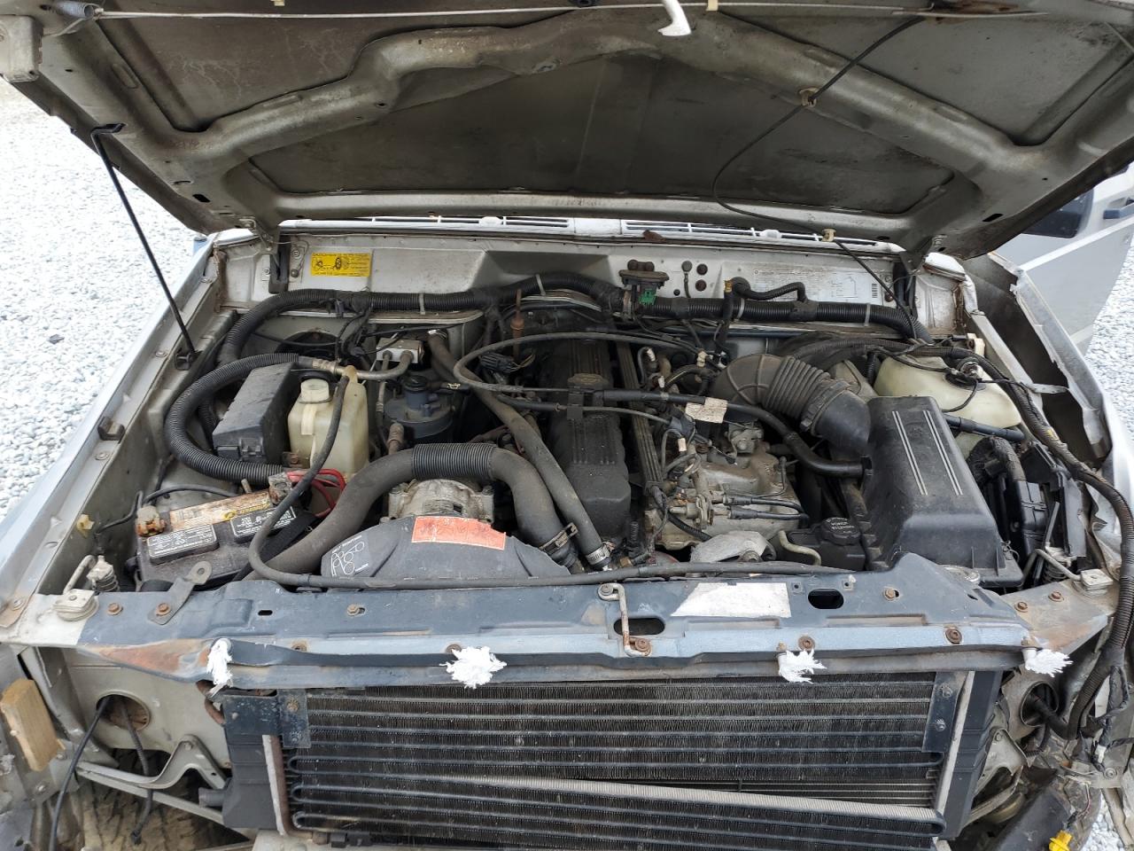 1991 Jeep Cherokee - Image 11