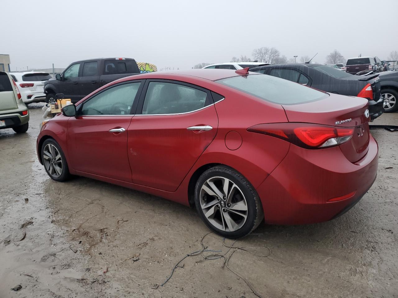 2015 Hyundai Elantra - Image 2