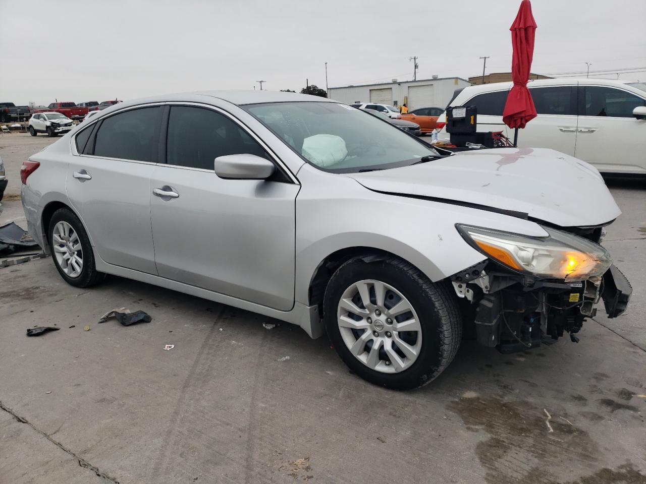 2018 Nissan Altima - Image 4