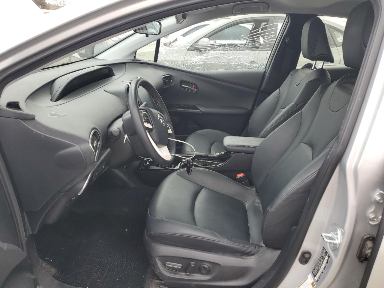 2019 Toyota Prius - Image 7