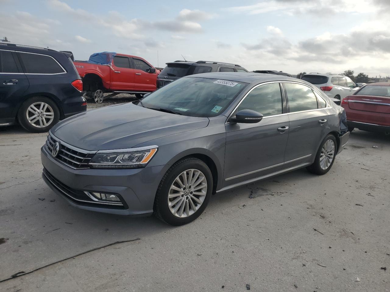 2016 Volkswagen Passat - Image 1