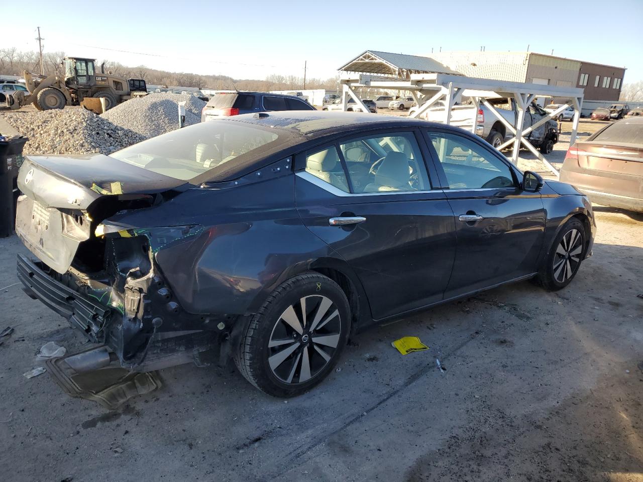 2019 Nissan Altima - Image 3