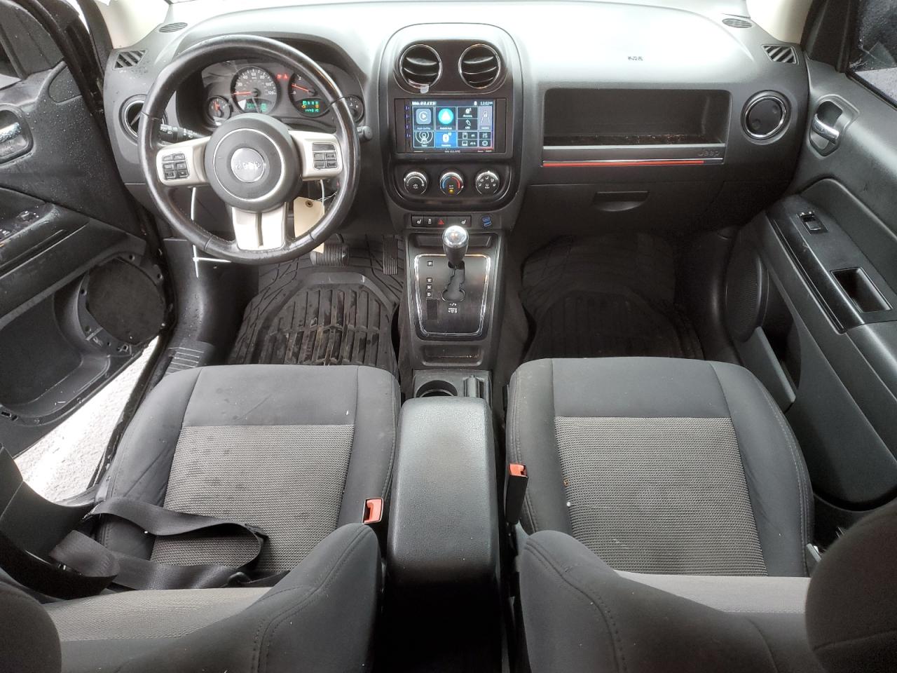 2012 Jeep Compass - Image 8