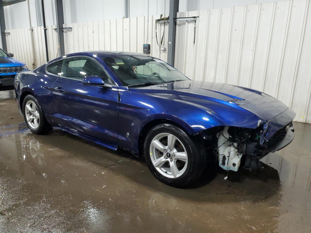 2019 Ford Mustang - Image 4