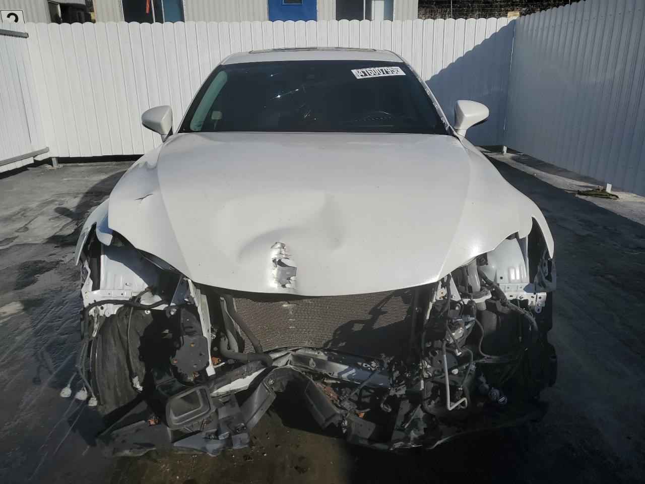 2017 Lexus IS - Image 5