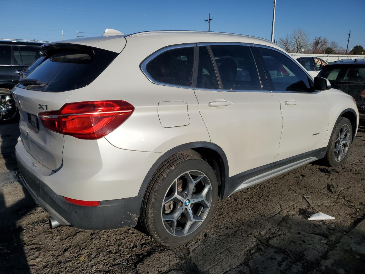 2017 BMW X1 - Image 3