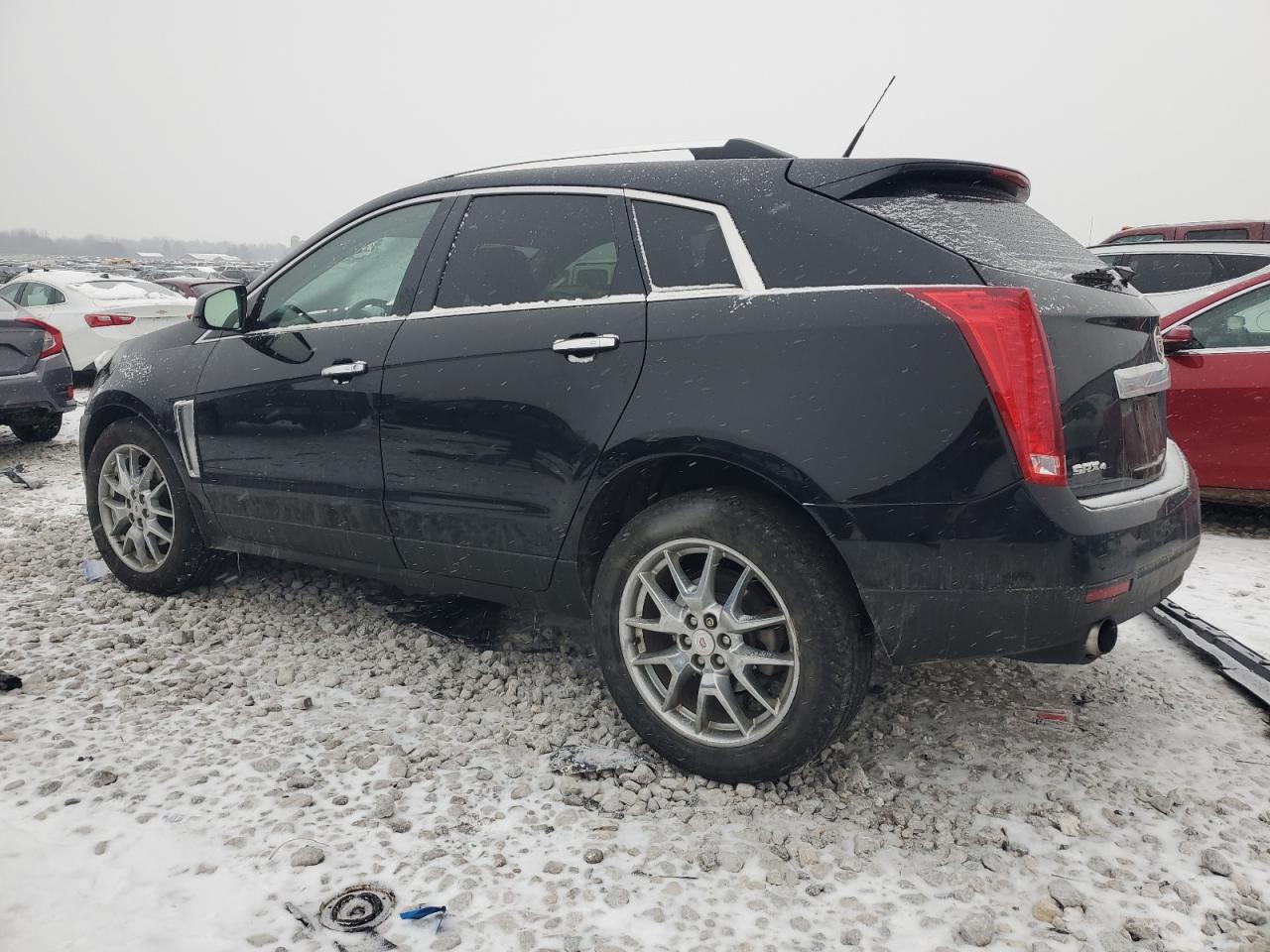 VIN 3GYFNJE3XDS618567 2013 CADILLAC SRX no.2