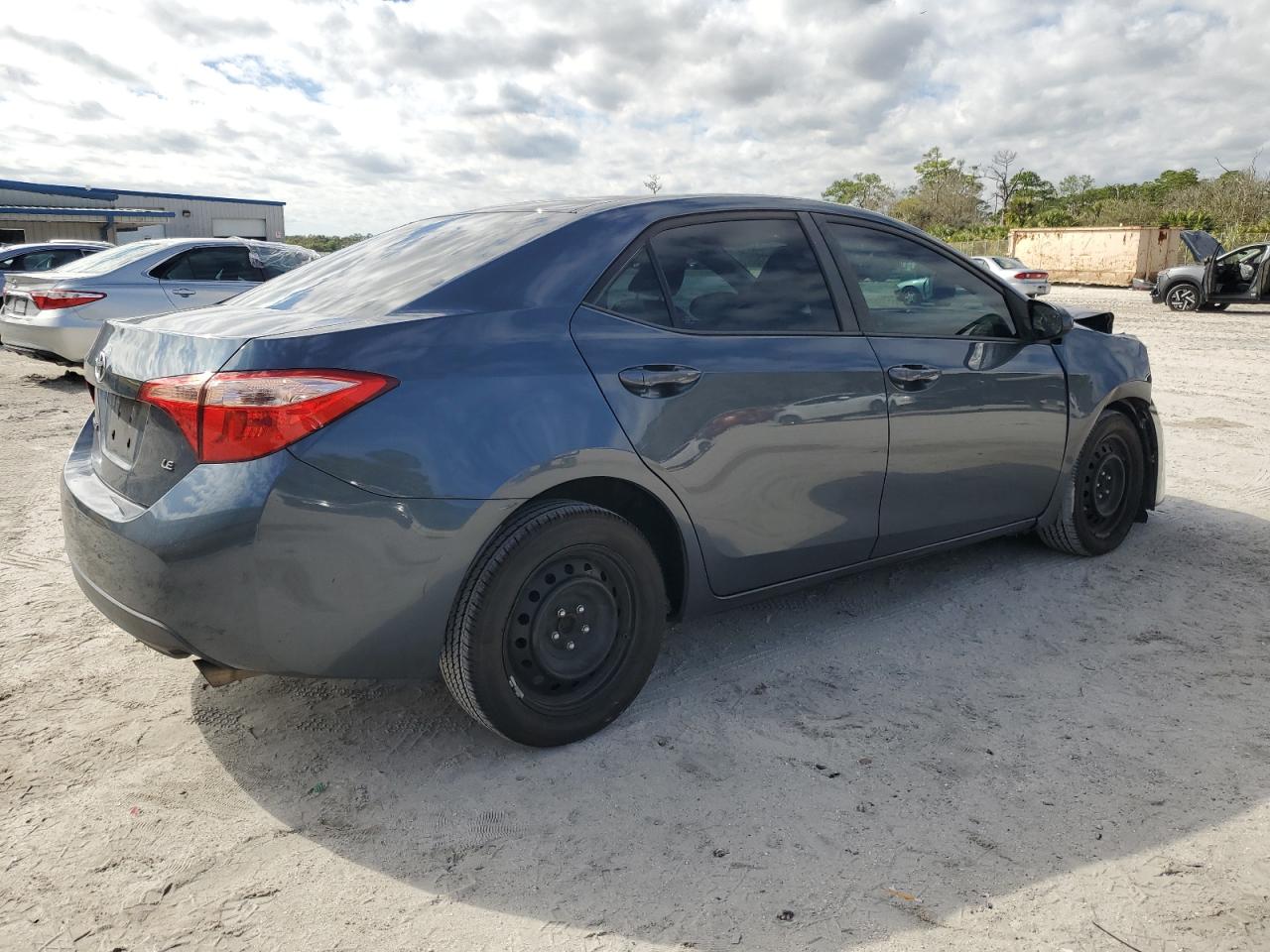 2019 Toyota Corolla - Image 3