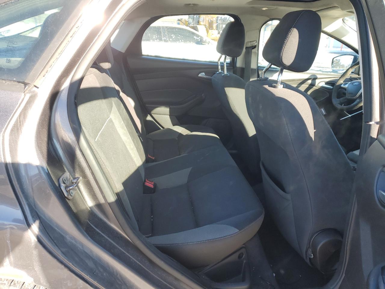 2012 Ford Focus - Image 11