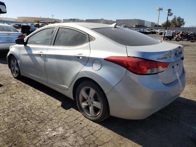 Седани HYUNDAI ELANTRA 2013 Сріблястий