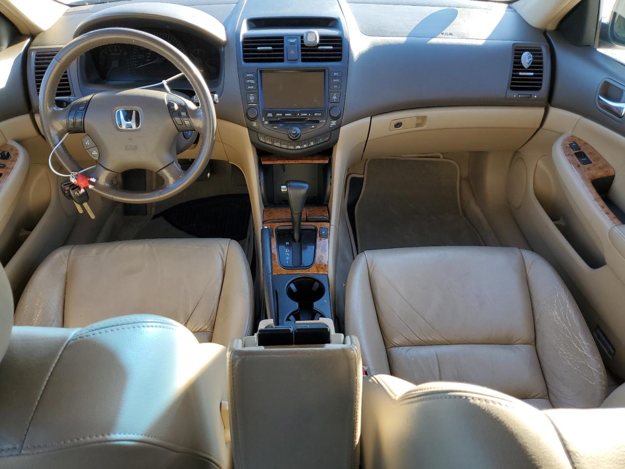 2004 Honda Accord - Image 8