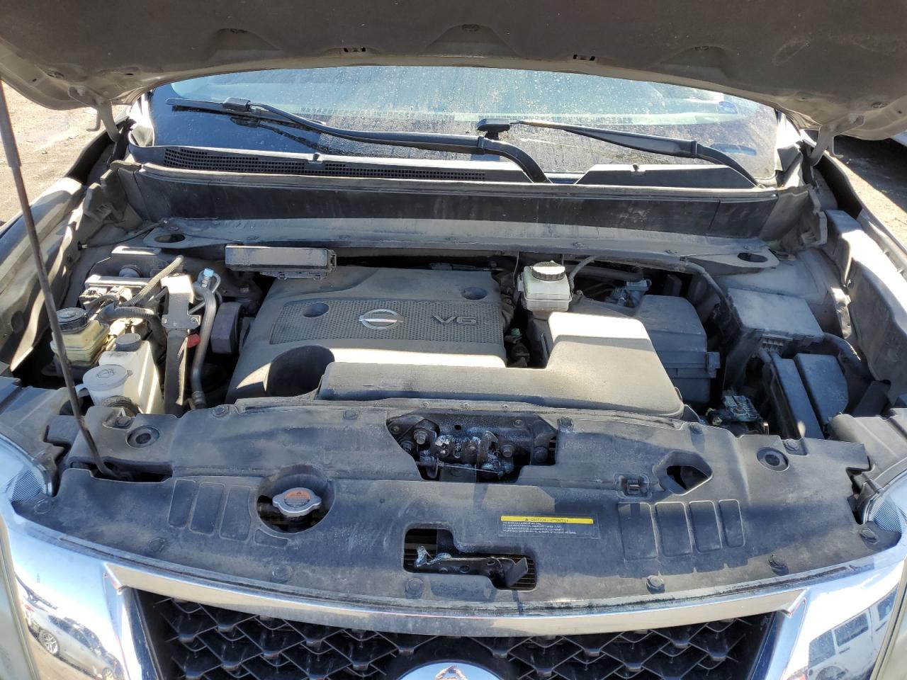 2013 Nissan Pathfinder - Image 13