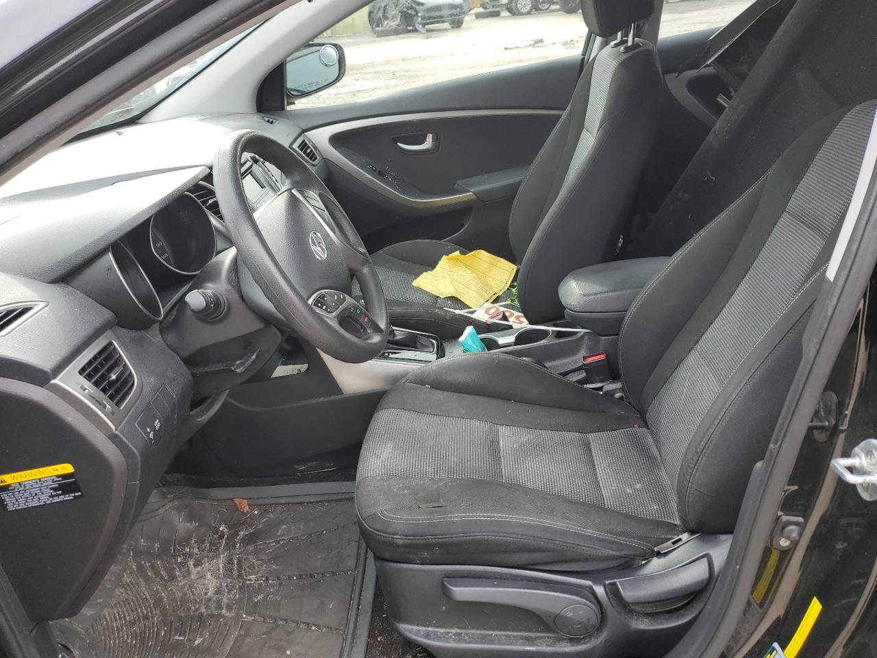 2016 Hyundai Elantra - Image 7