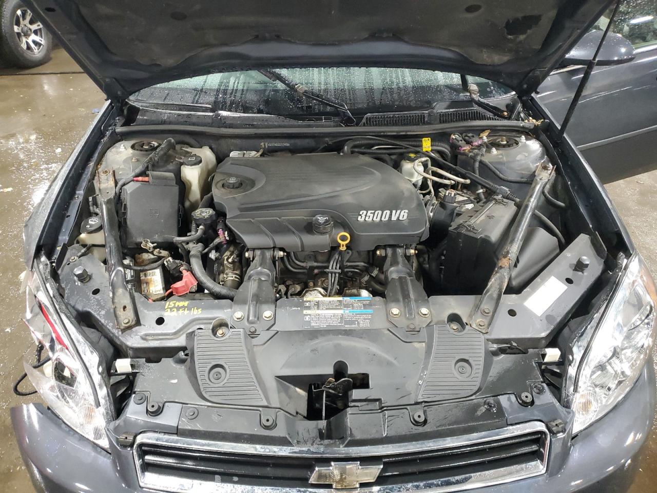 2008 Chevrolet Impala - Image 11
