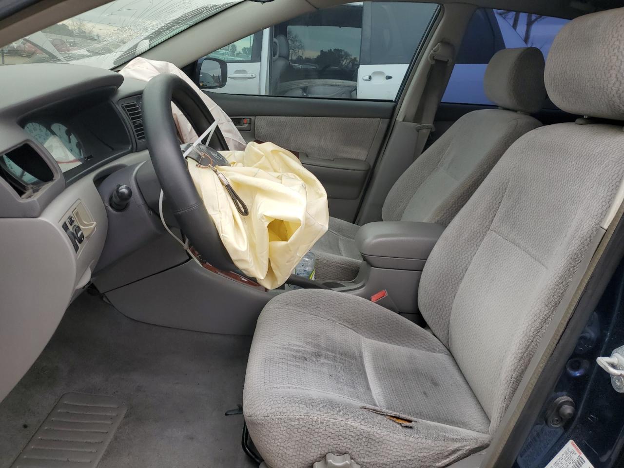 2003 Toyota Corolla Ce VIN: JTDBR32E030031777 Lot: 43399945