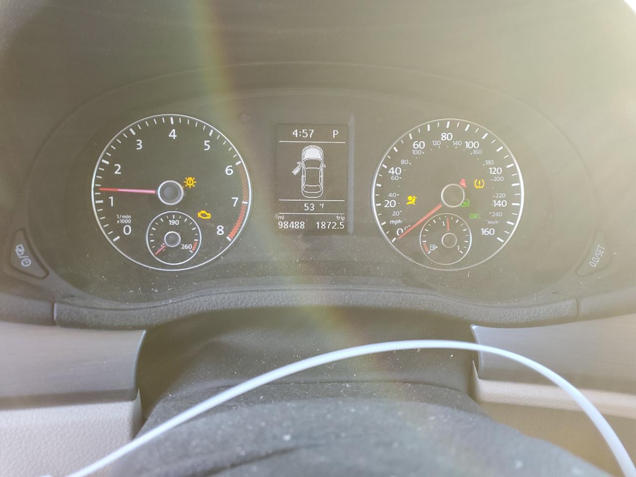 2014 Volkswagen Passat - Image 9