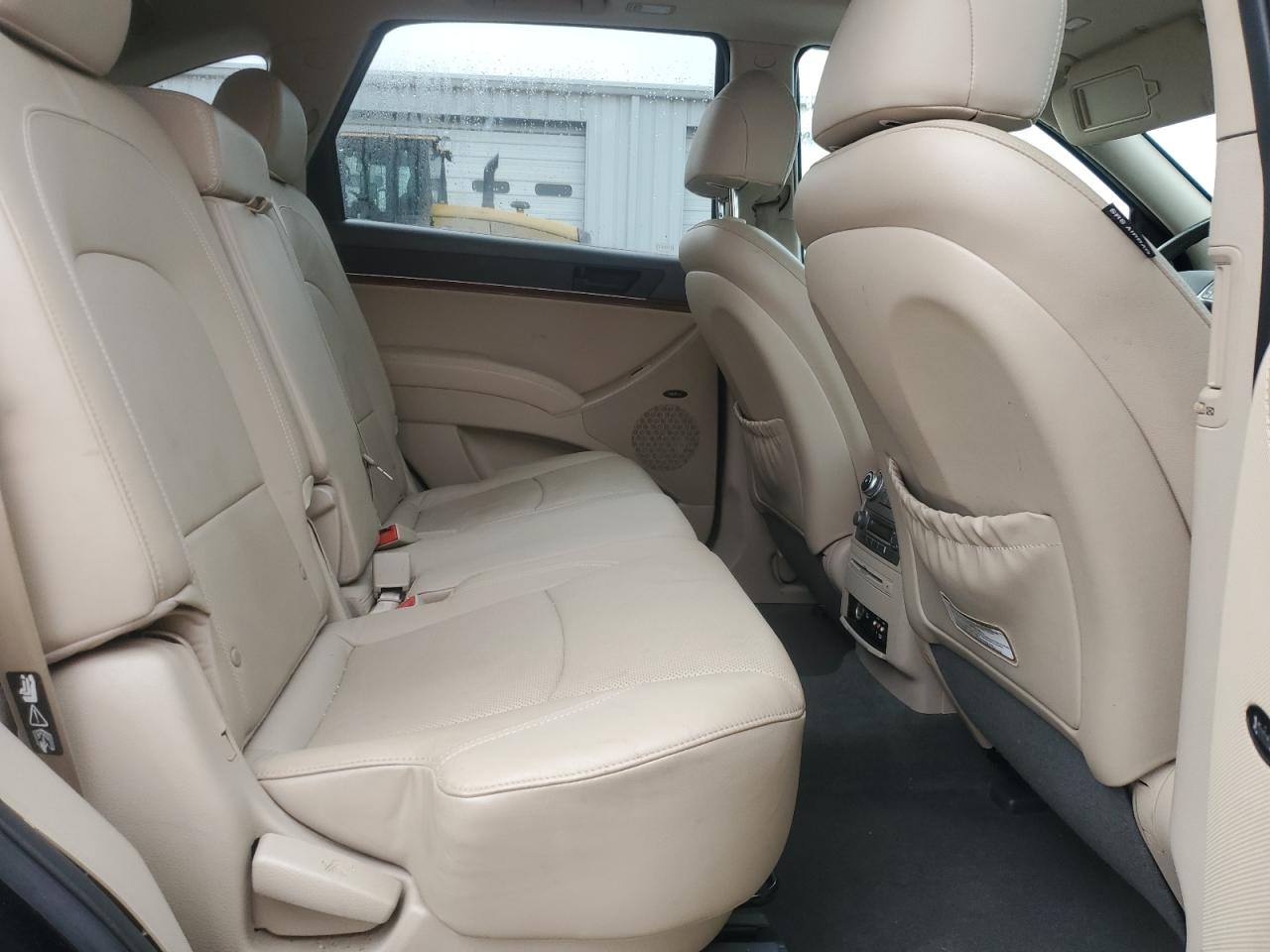 2012 Hyundai Veracruz - Image 11