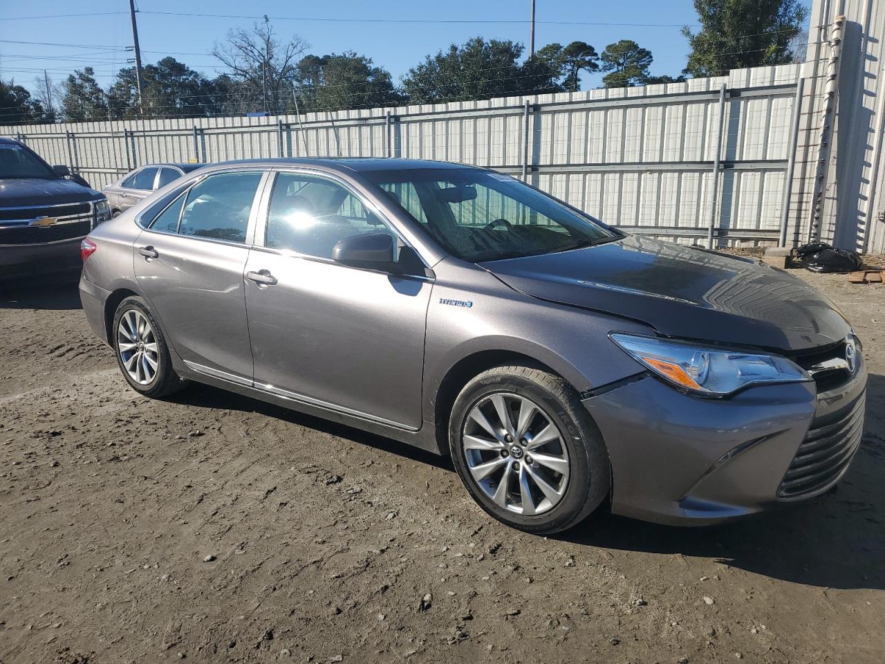 VIN 4T1BD1FK2HU211177 2017 TOYOTA CAMRY no.4