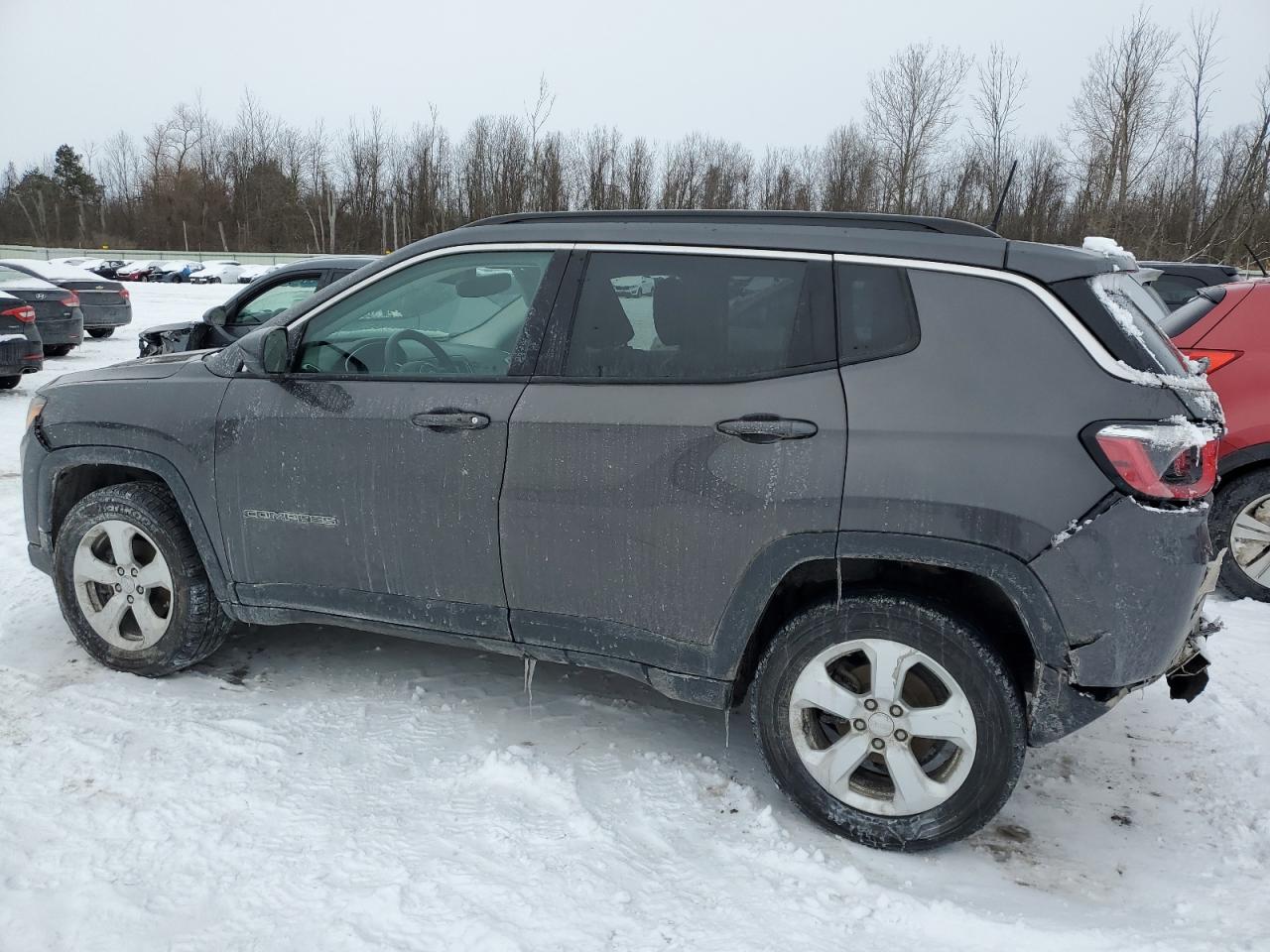 2017 Jeep Compass - Image 2