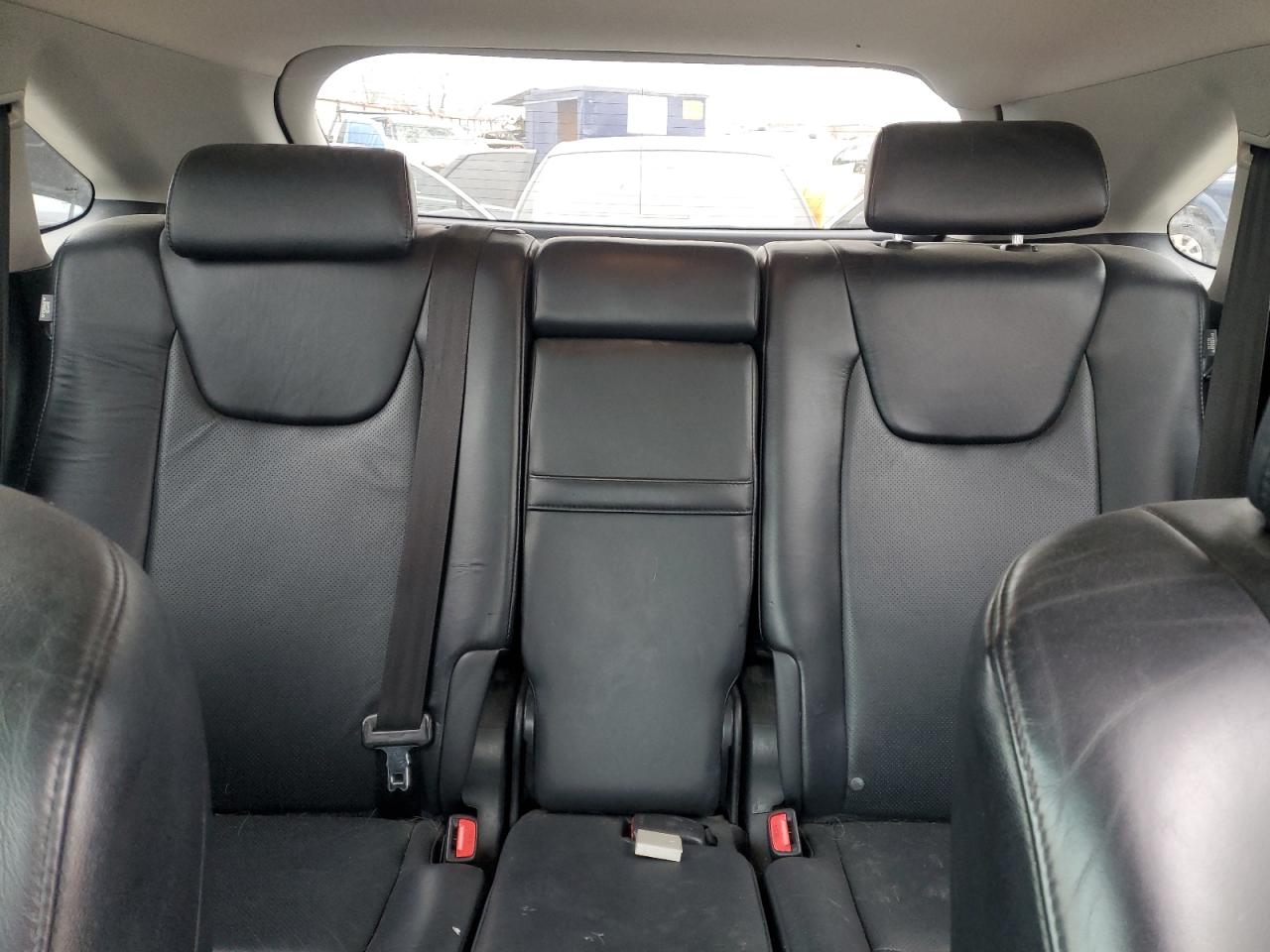 2010 Lexus RX - Image 10