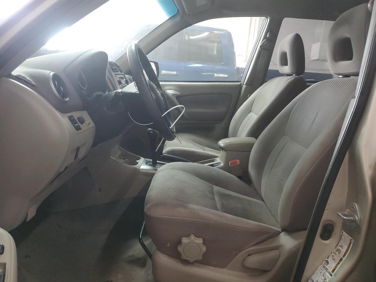 2004 Toyota RAV 4 - Image 7