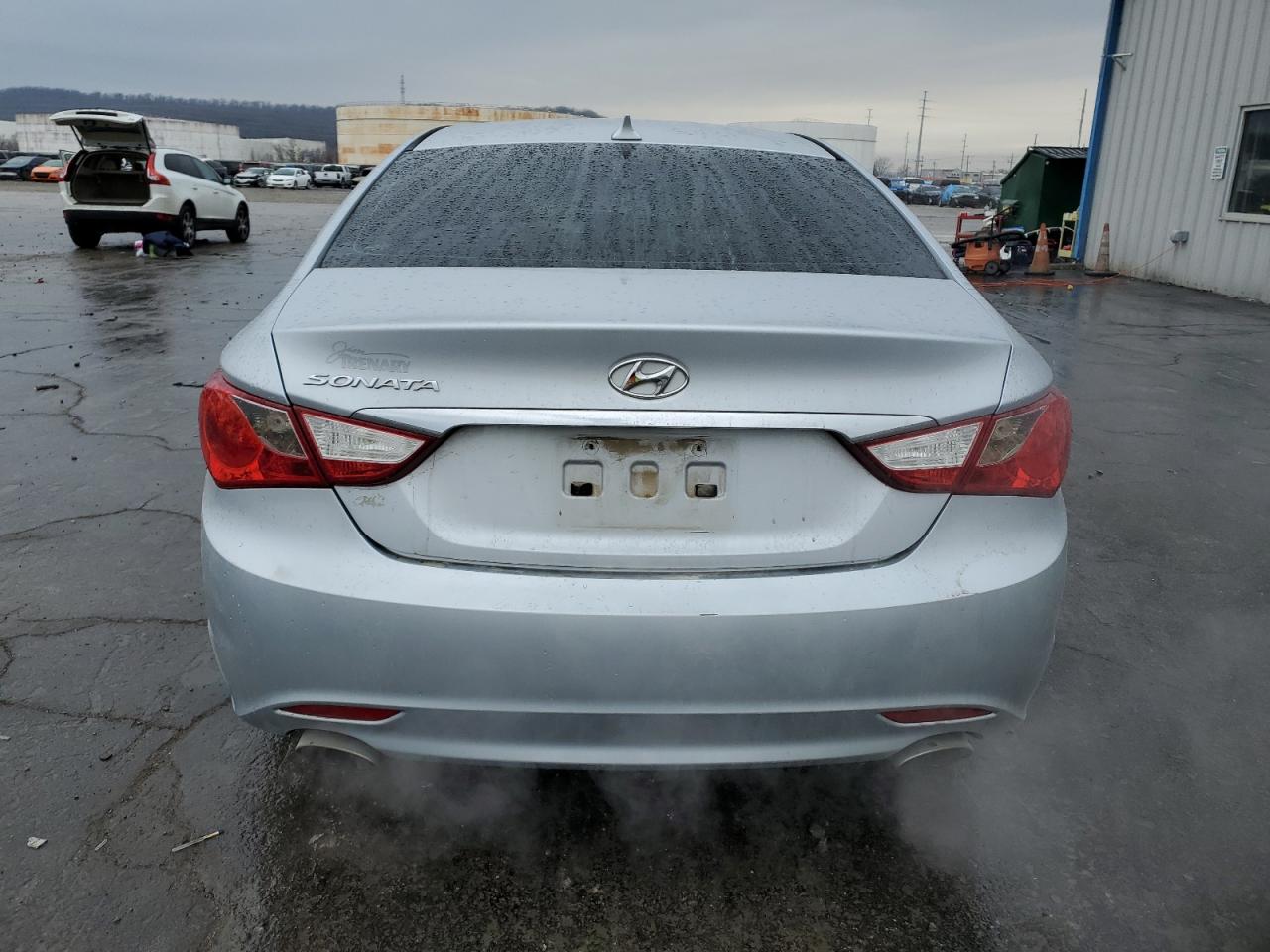 2012 Hyundai Sonata - Image 6