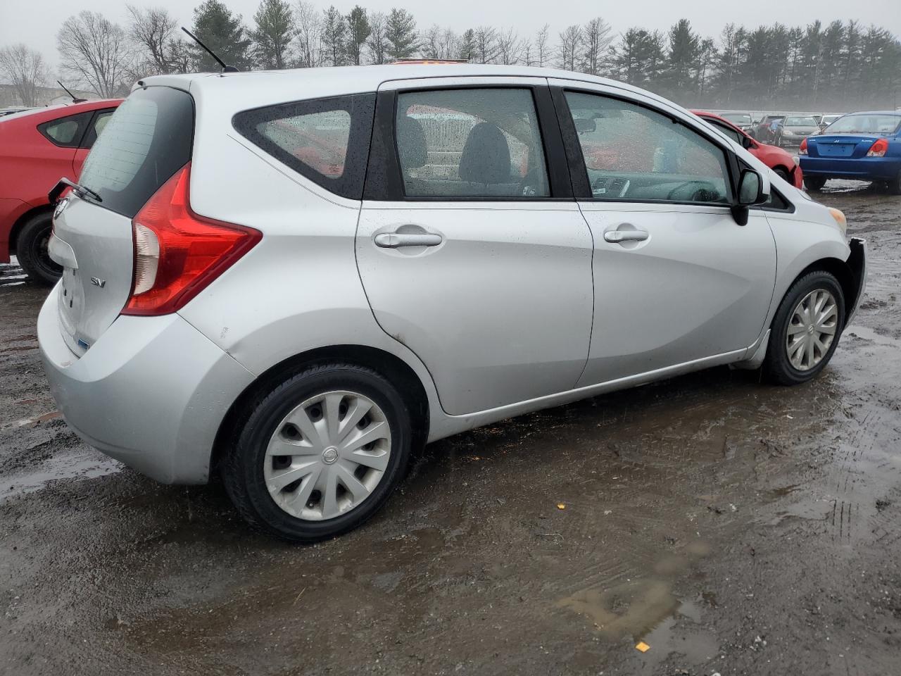 2014 Nissan Versa - Image 3