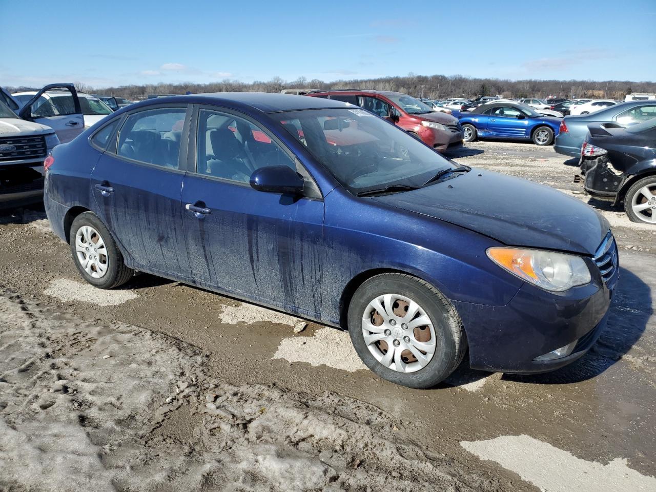 2010 Hyundai Elantra - Image 4
