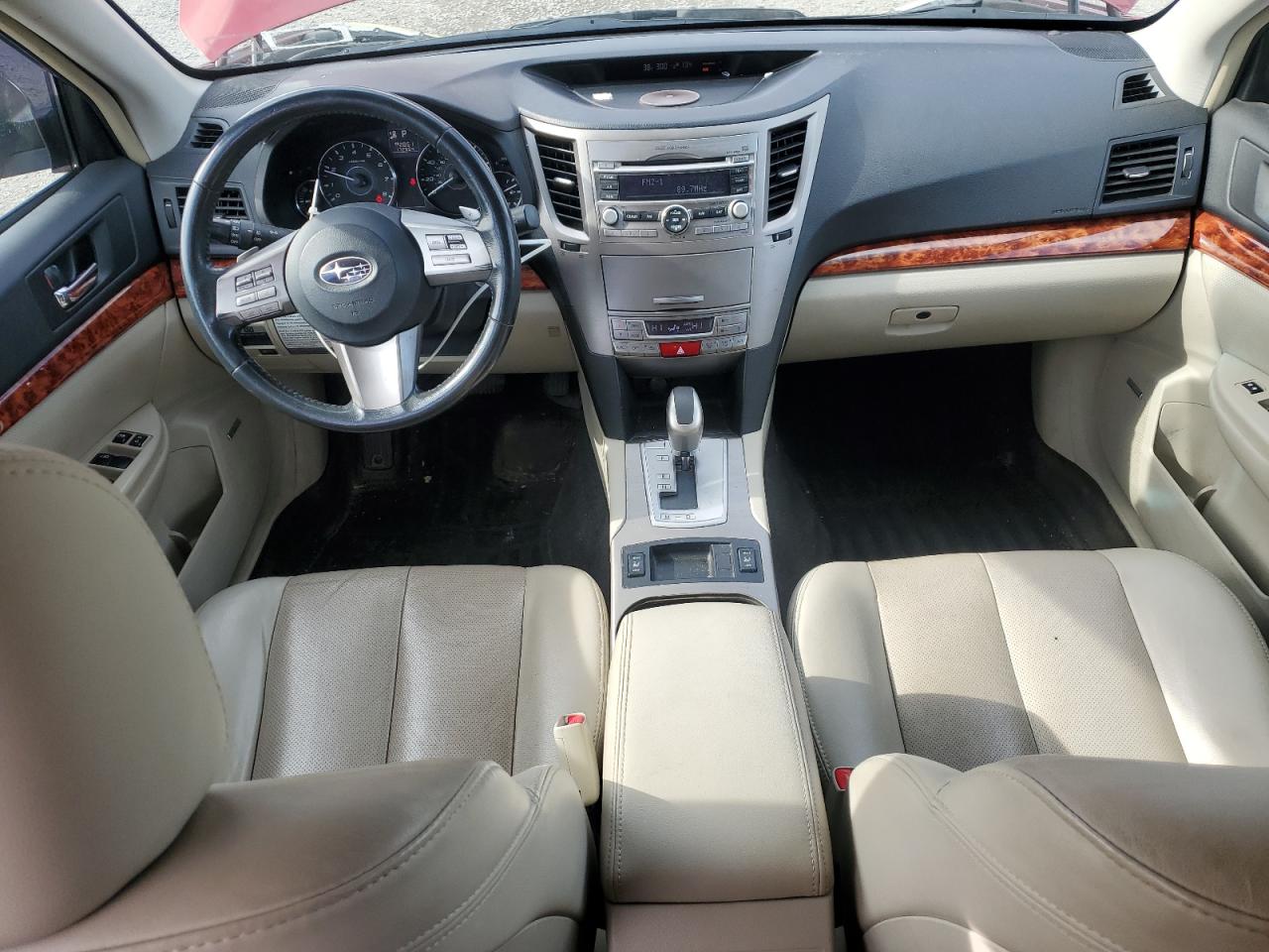2011 Subaru Outback - Image 8
