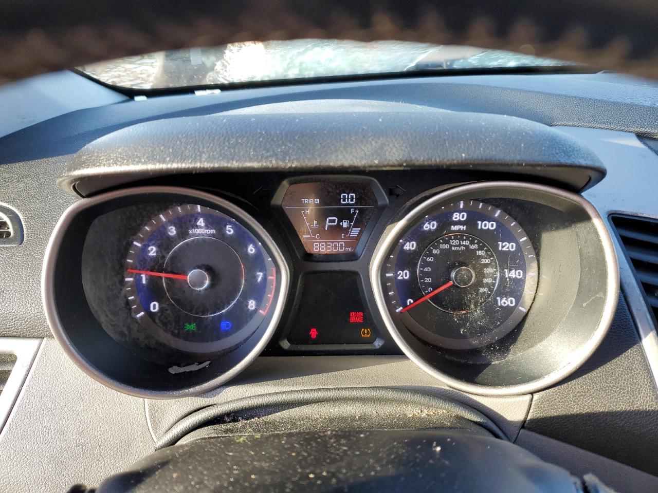 2015 Hyundai Elantra - Image 9