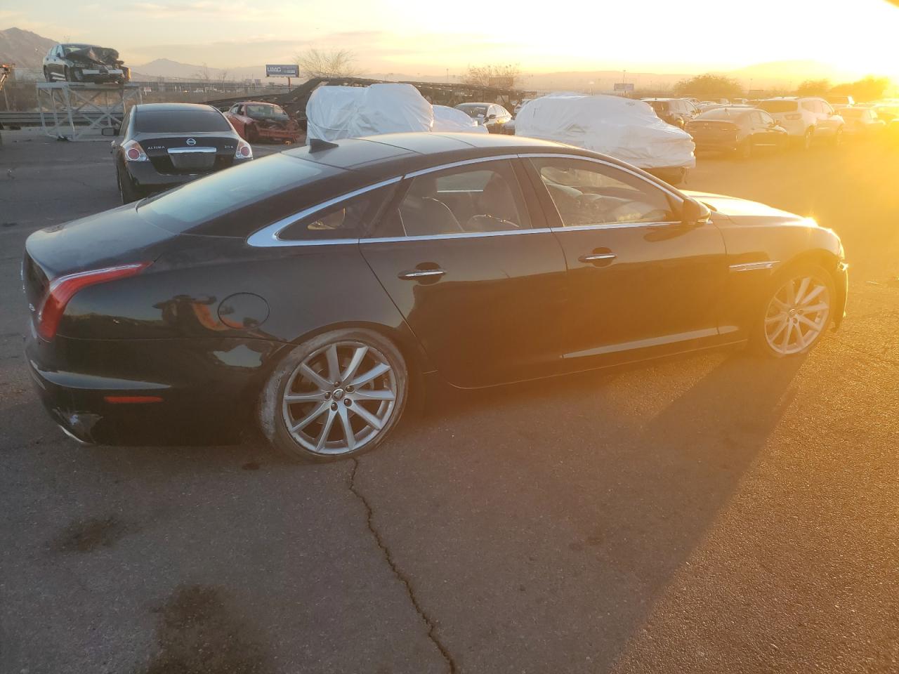 2013 Jaguar XJ - Image 3