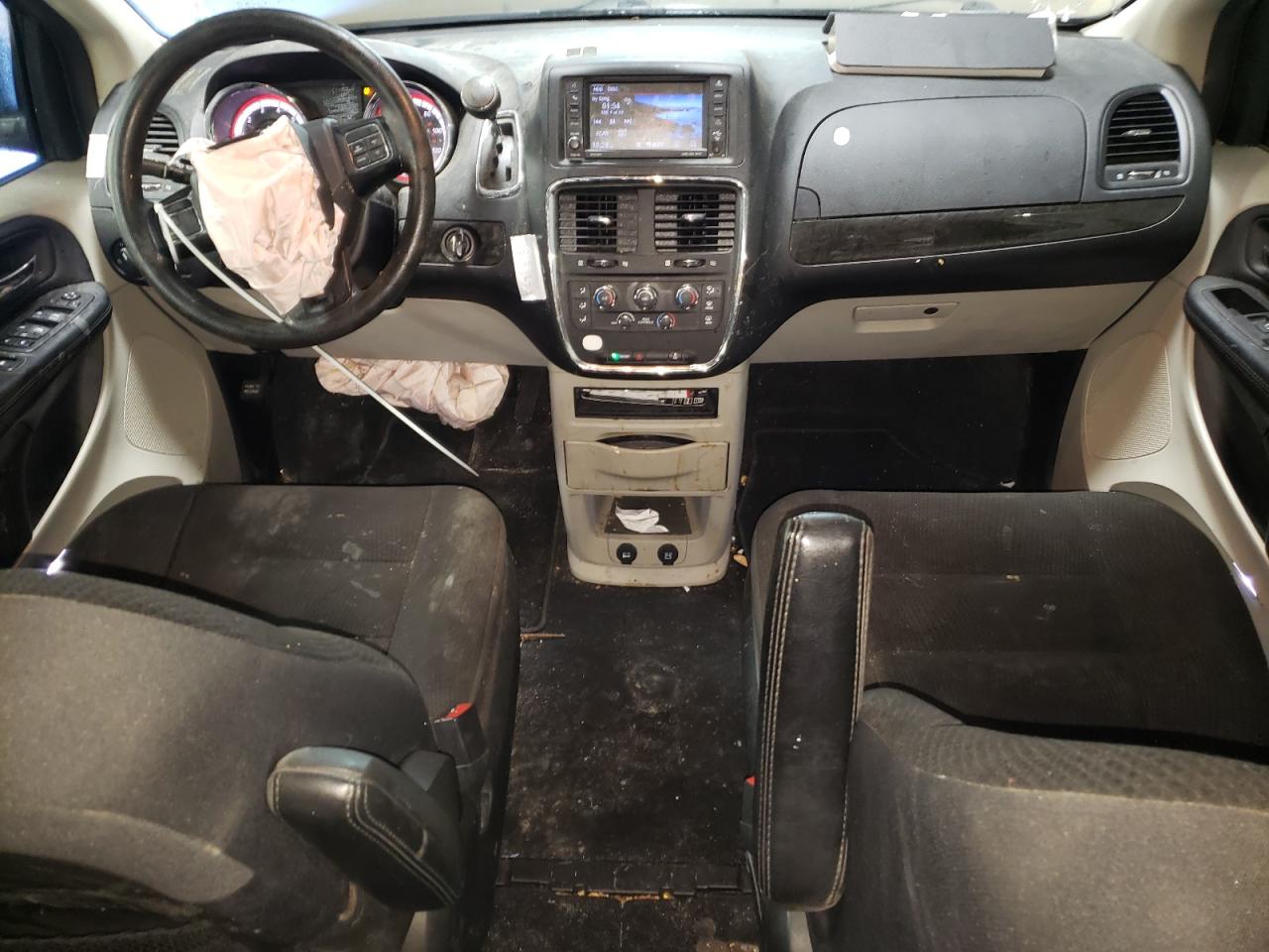 2019 Dodge Caravan - Image 8