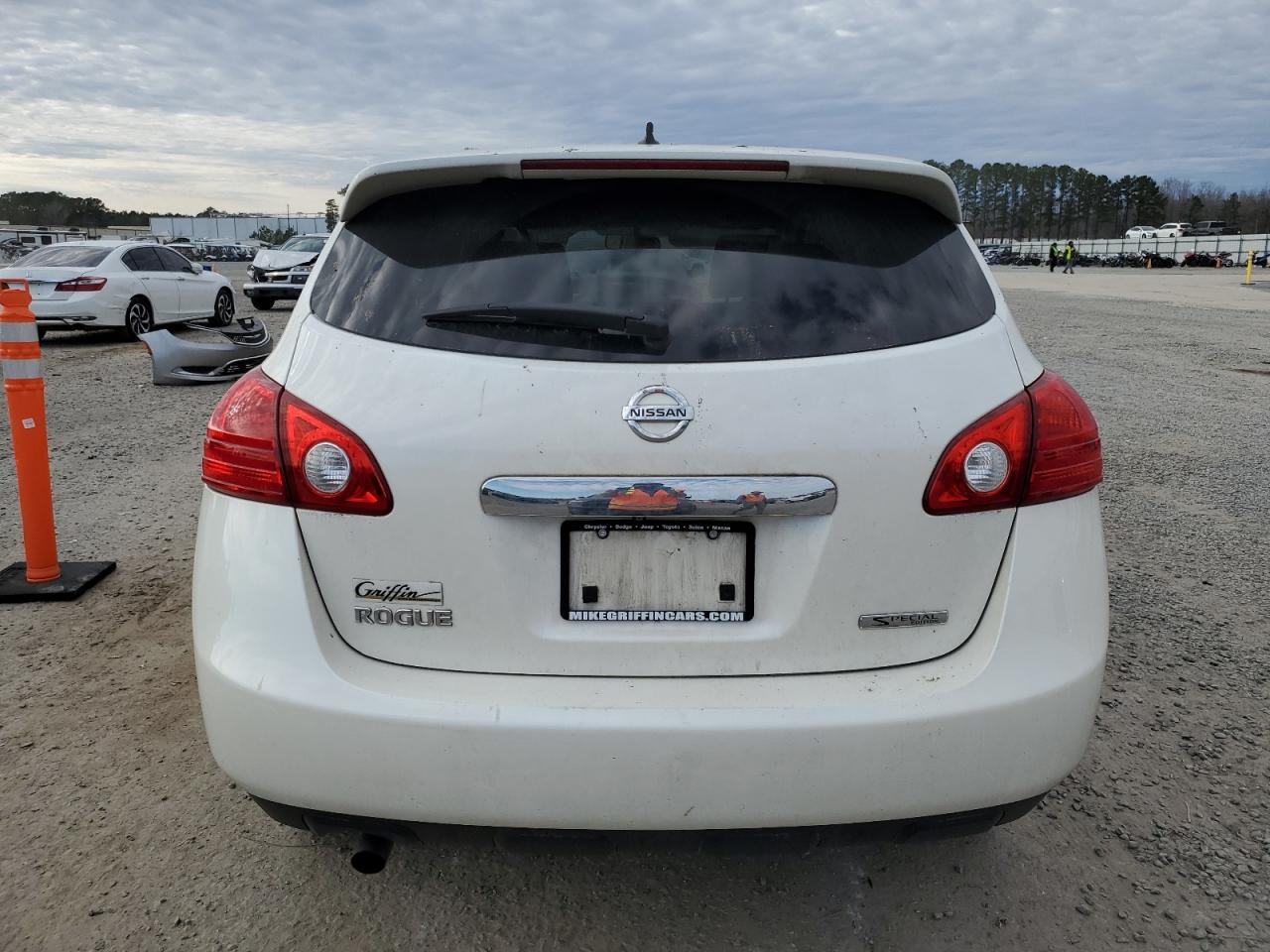 2013 Nissan Rogue - Image 6