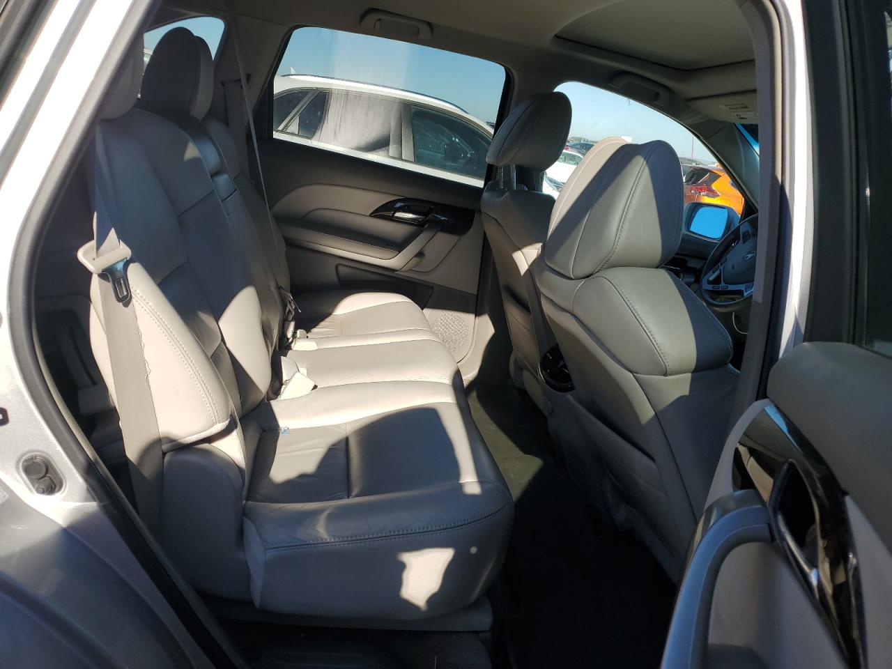 2011 Acura MDX - Image 10