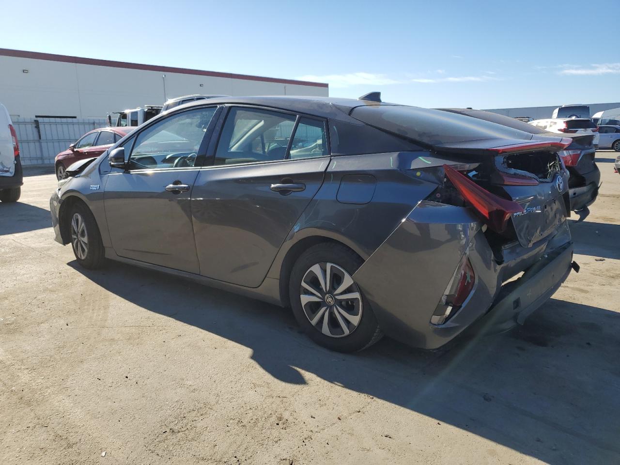 2017 Toyota Prius - Image 2