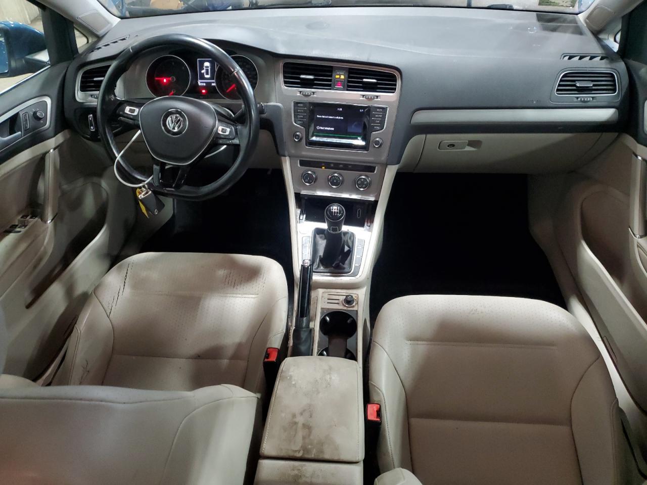 2015 Volkswagen Golf - Image 8