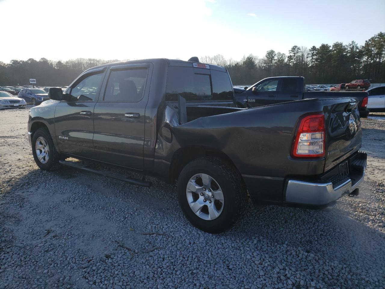 2019 RAM 1500 - Image 2