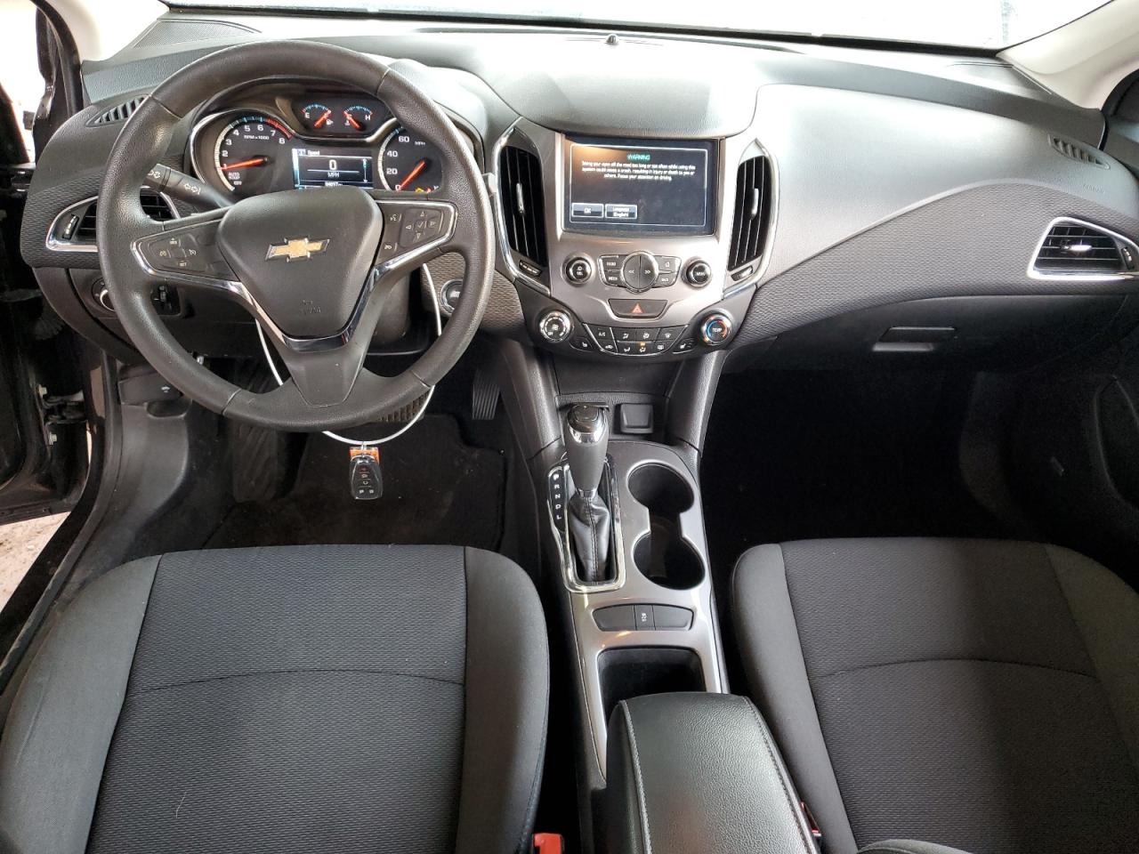 2017 Chevrolet Cruze - Image 8