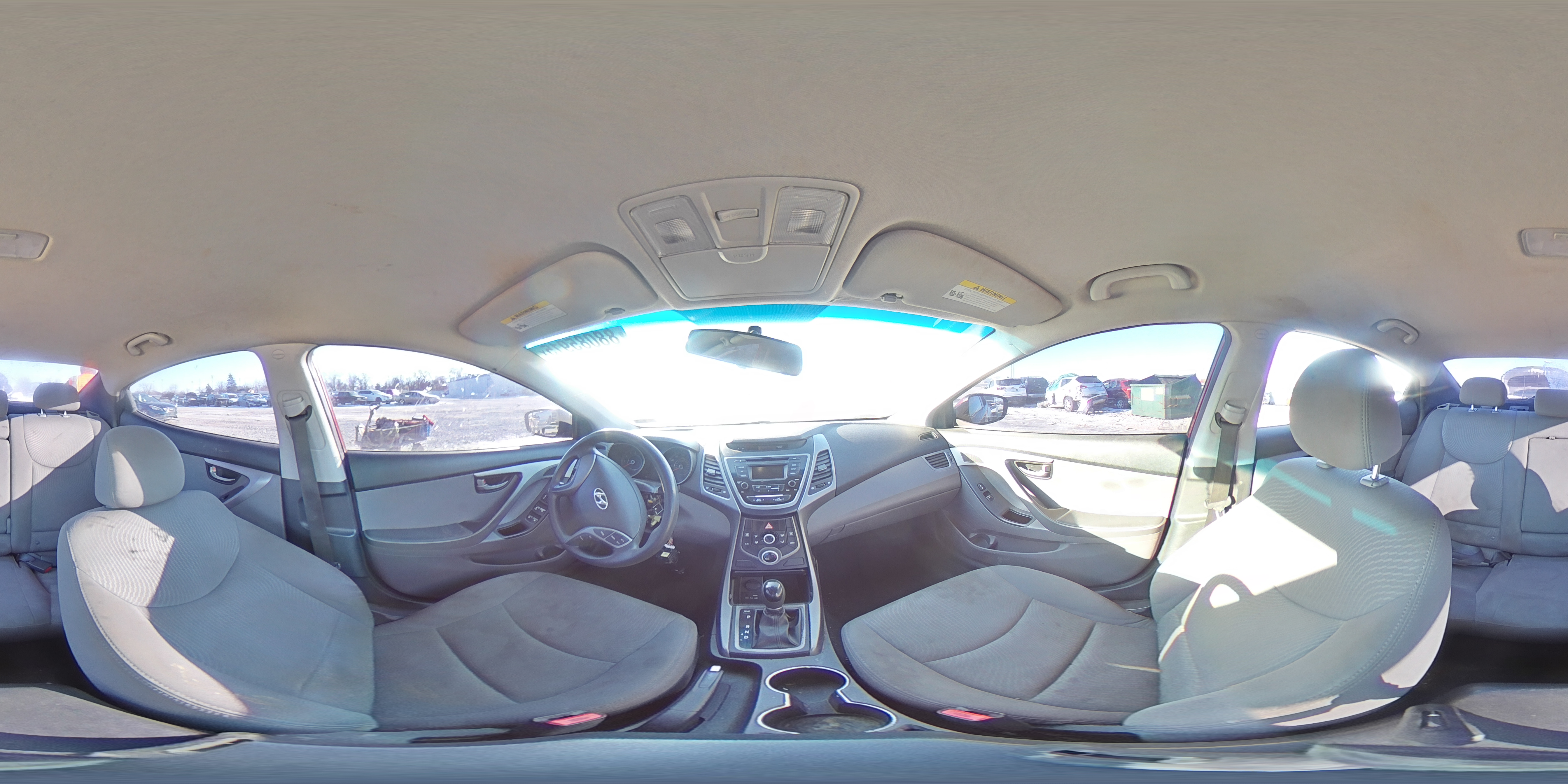 2016 Hyundai Elantra - Image 12