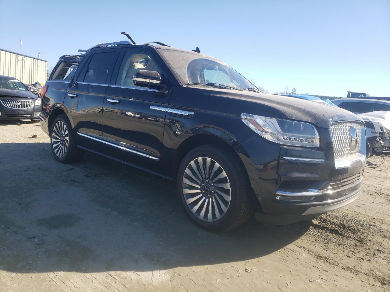 2019 Lincoln Navigator - Image 4