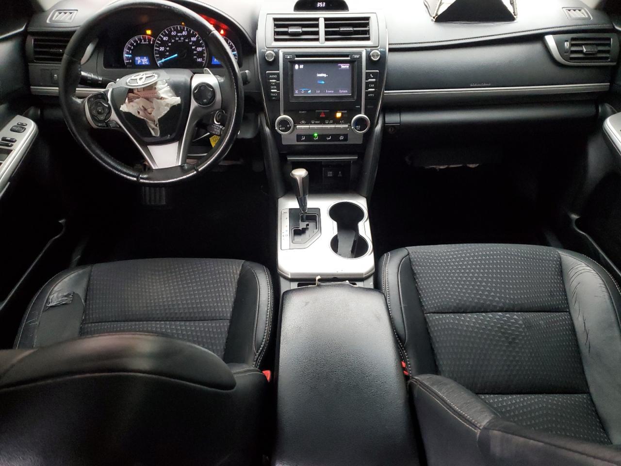 2014 Toyota Camry - Image 8