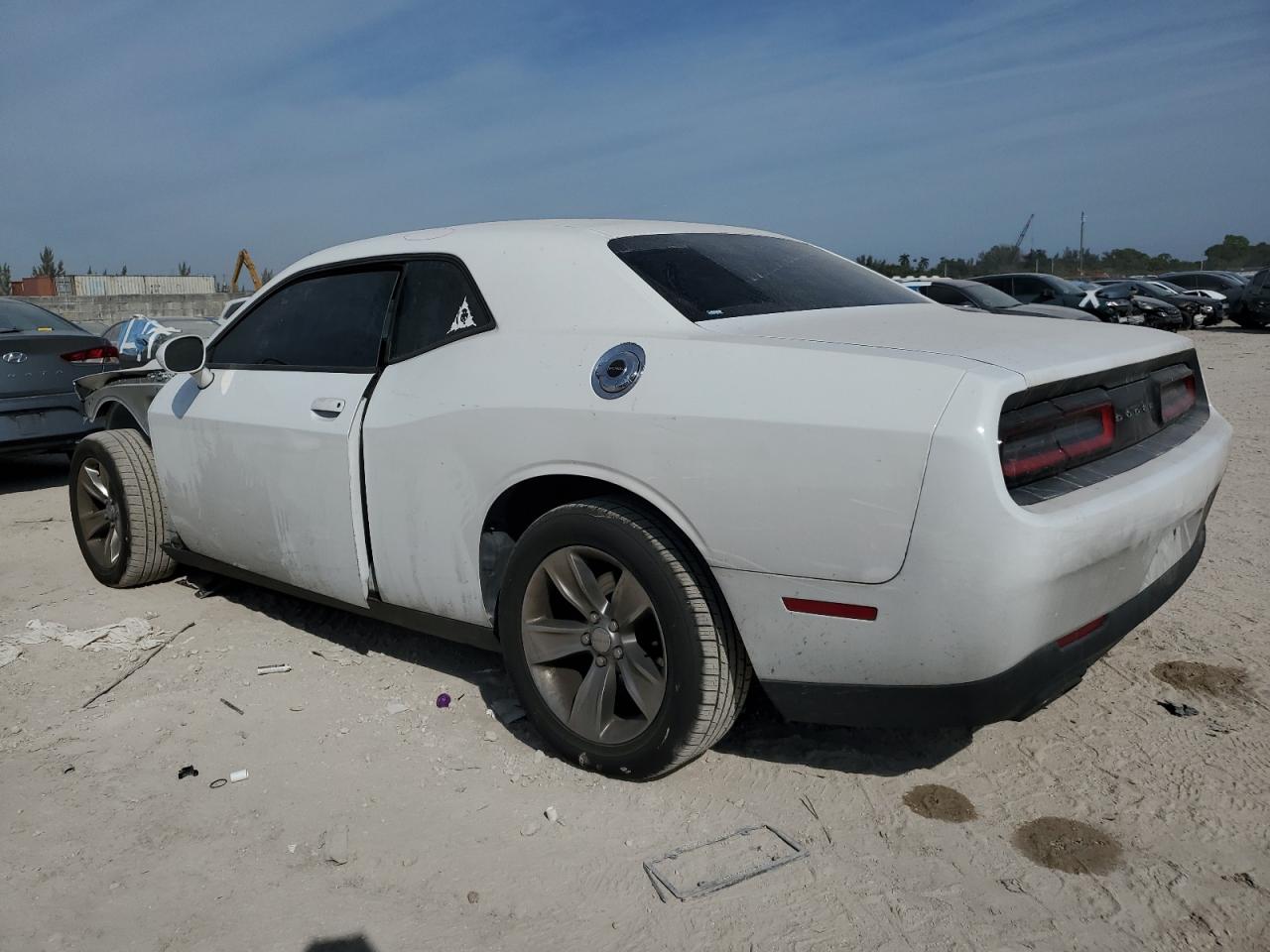 2016 Dodge Challenger - Image 2